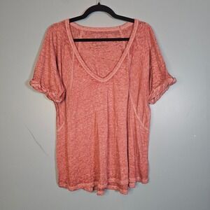 We The Free Distressed Burnout V Neck Tee Shirt Burgundy Short Sleeve Size S